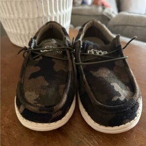 Kids size 1 Camo Hey Dudes
